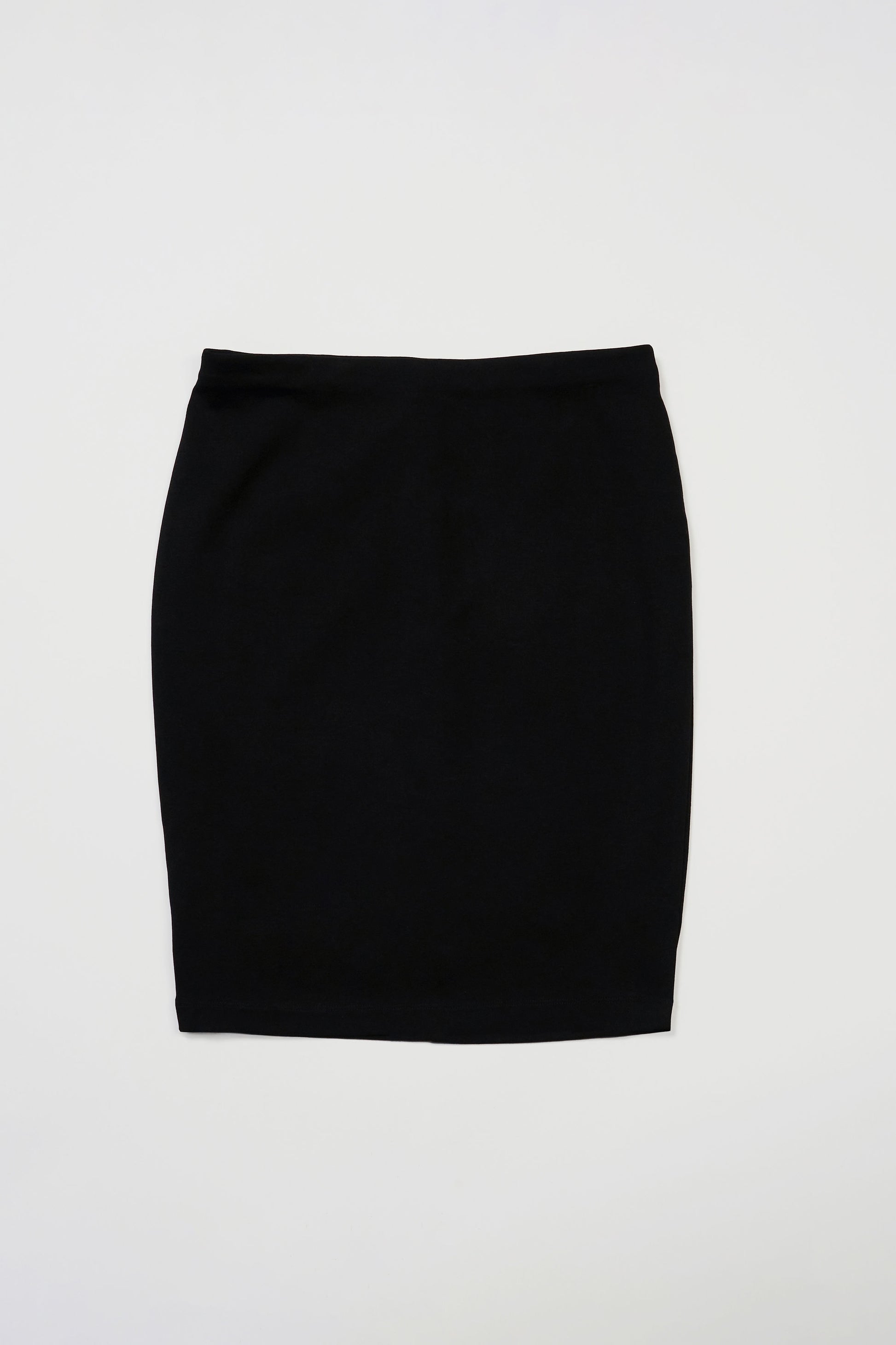 classic black pencil skirt, made of ponte, small side slit, 21"long, pull up elastic waist